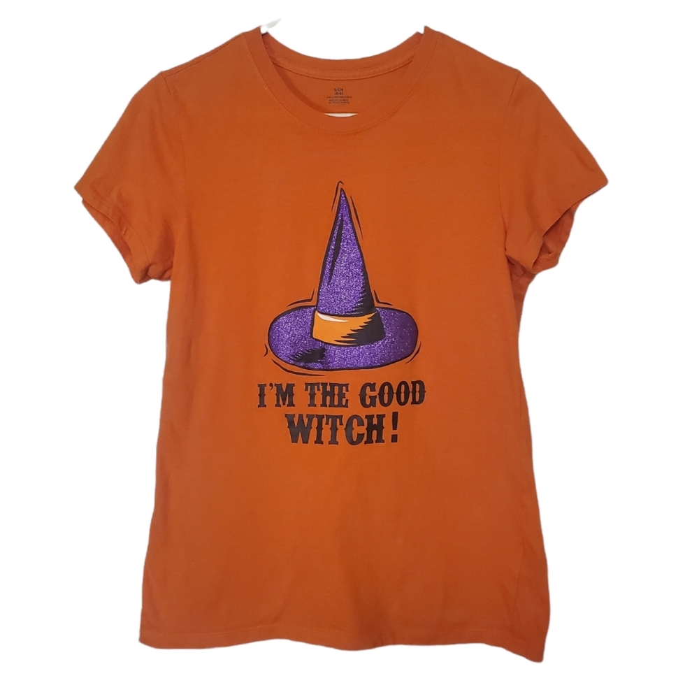 Women's / Junior's size small 4/6 Halloween I'm the Good Witch fitted tee